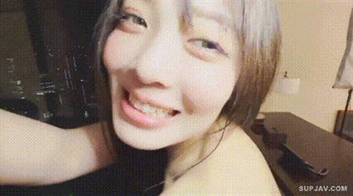 62635-高颜大奶美女吃鸡啪啪 身材丰腴 特别爱笑 骚穴淫水泛滥白浆四溢 奶子哗哗 被大鸡吧无套内射 嘴巴清理棒棒.jpg